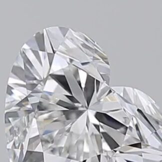 Herzförmiger Diamant 0.70 Karat, Farbe G, Reinheit VVS2, für einen Anhänger für Ihr Gottenkind kaufen N31U8BL