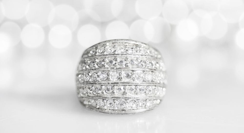 Ring mit vielen kleinen Diamanten Option Schmuck selbst entwerfen